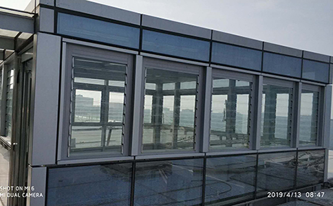 鋁合金百葉窗廠家淺談：如何進行玻璃百葉窗的安裝？